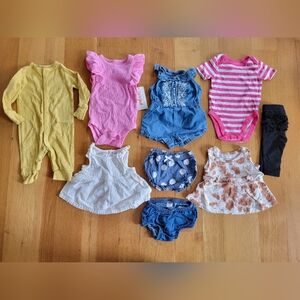 Baby girls size 0-3 months clothes bundle